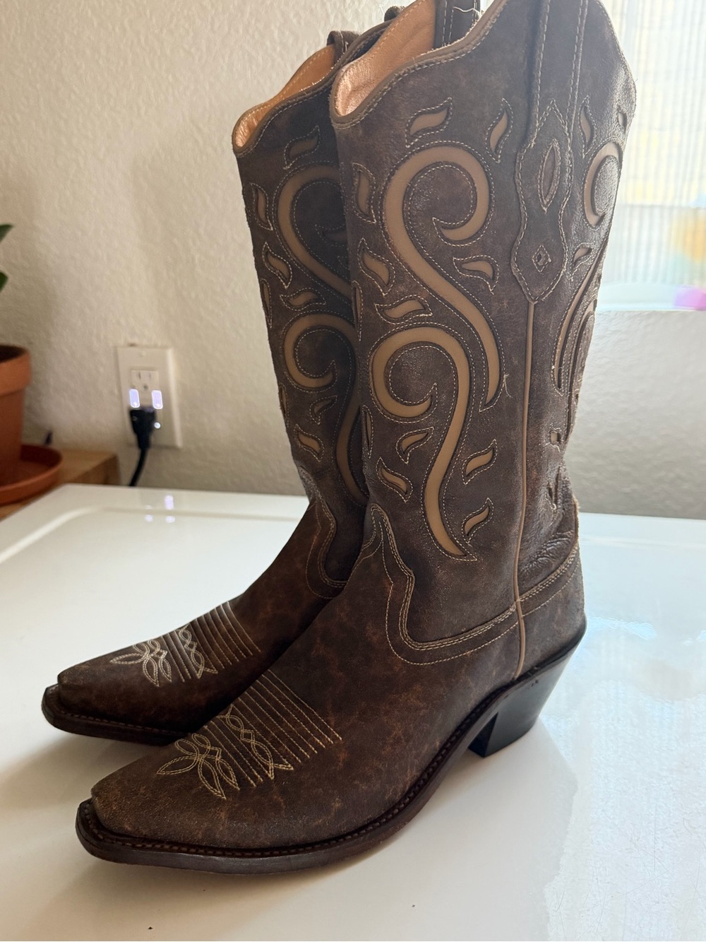 Brown Embroidered Western Cowboy Boots